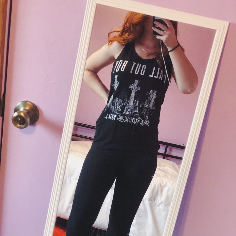Fall Out Boy - Save Rock and Roll Tour Tank
